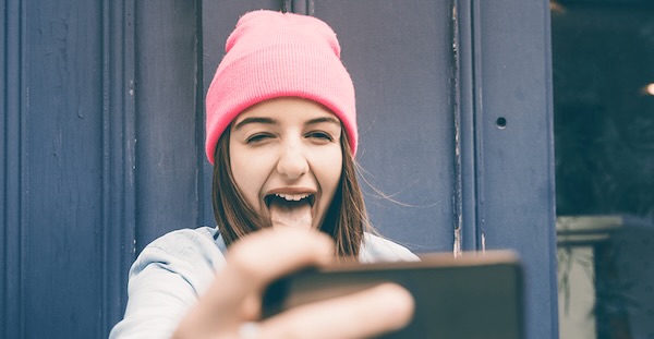 When Should You Come Between a Teenager and Their Phone?